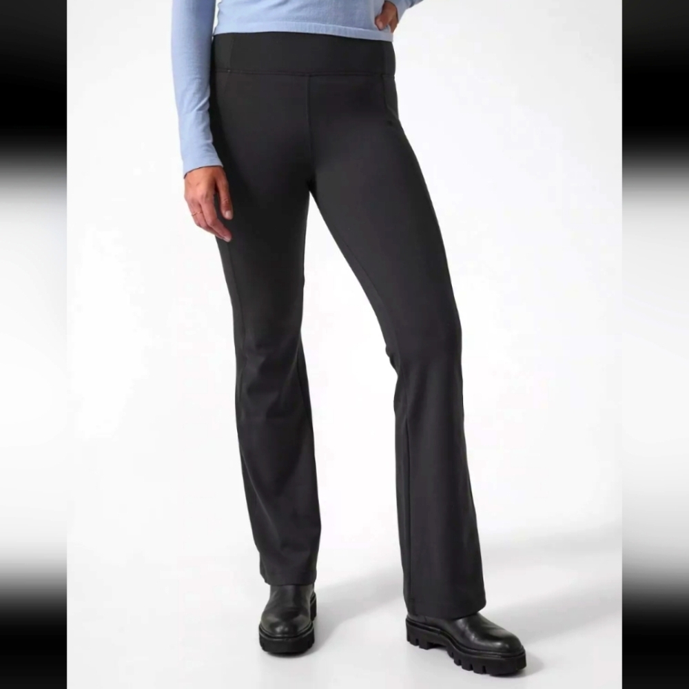 SOLD OUT Athleta Delancey Flare Trousers in Black - EUC - Sz L